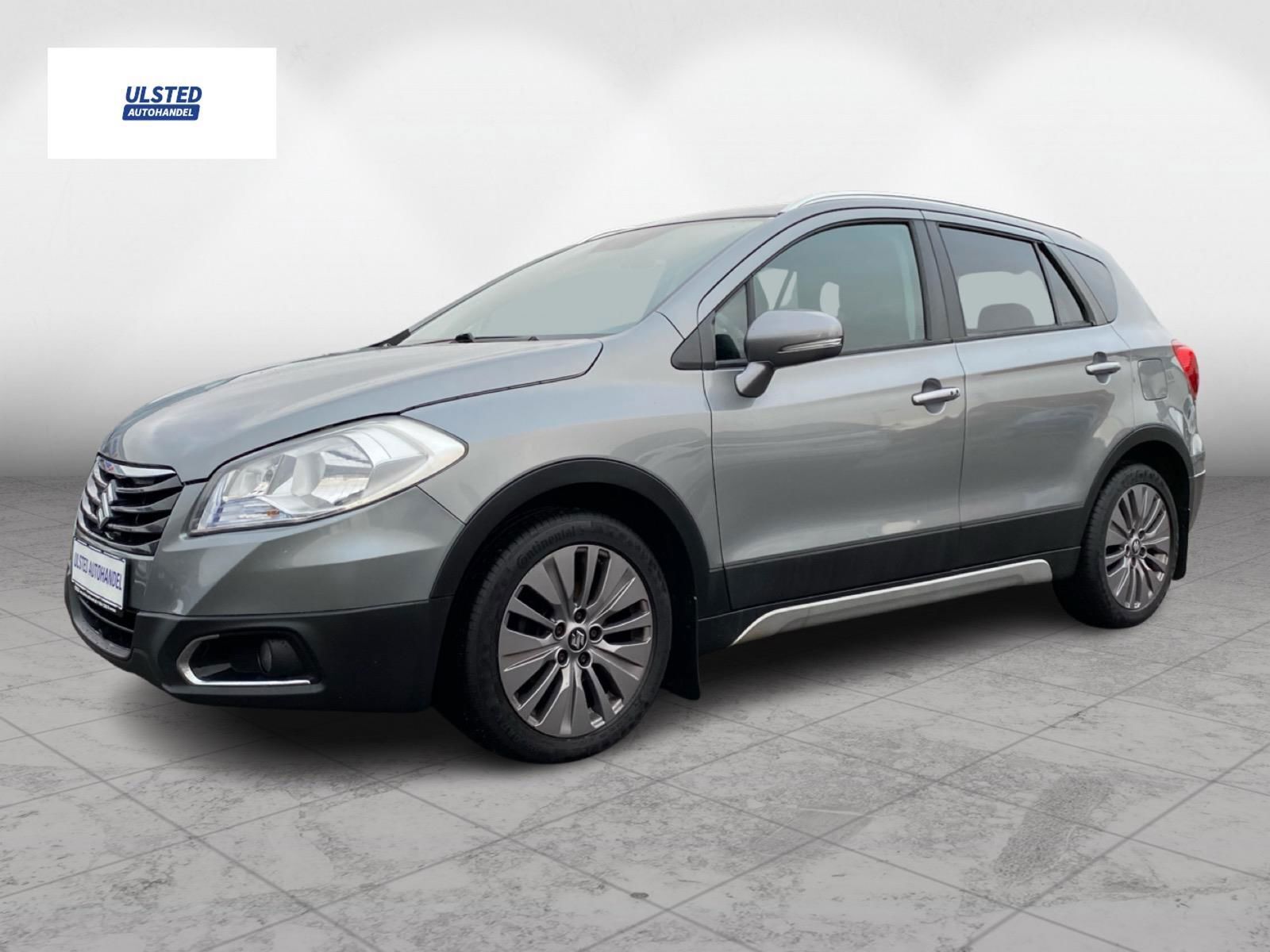 Grå Suzuki S-Cross fra 2015