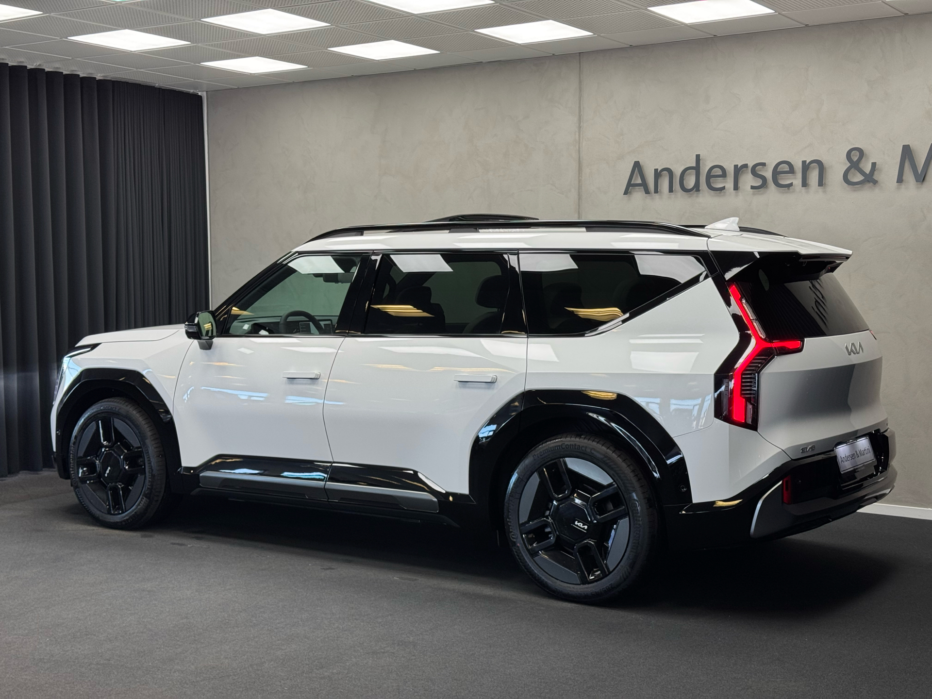 Hvid Kia EV9 fra 2024