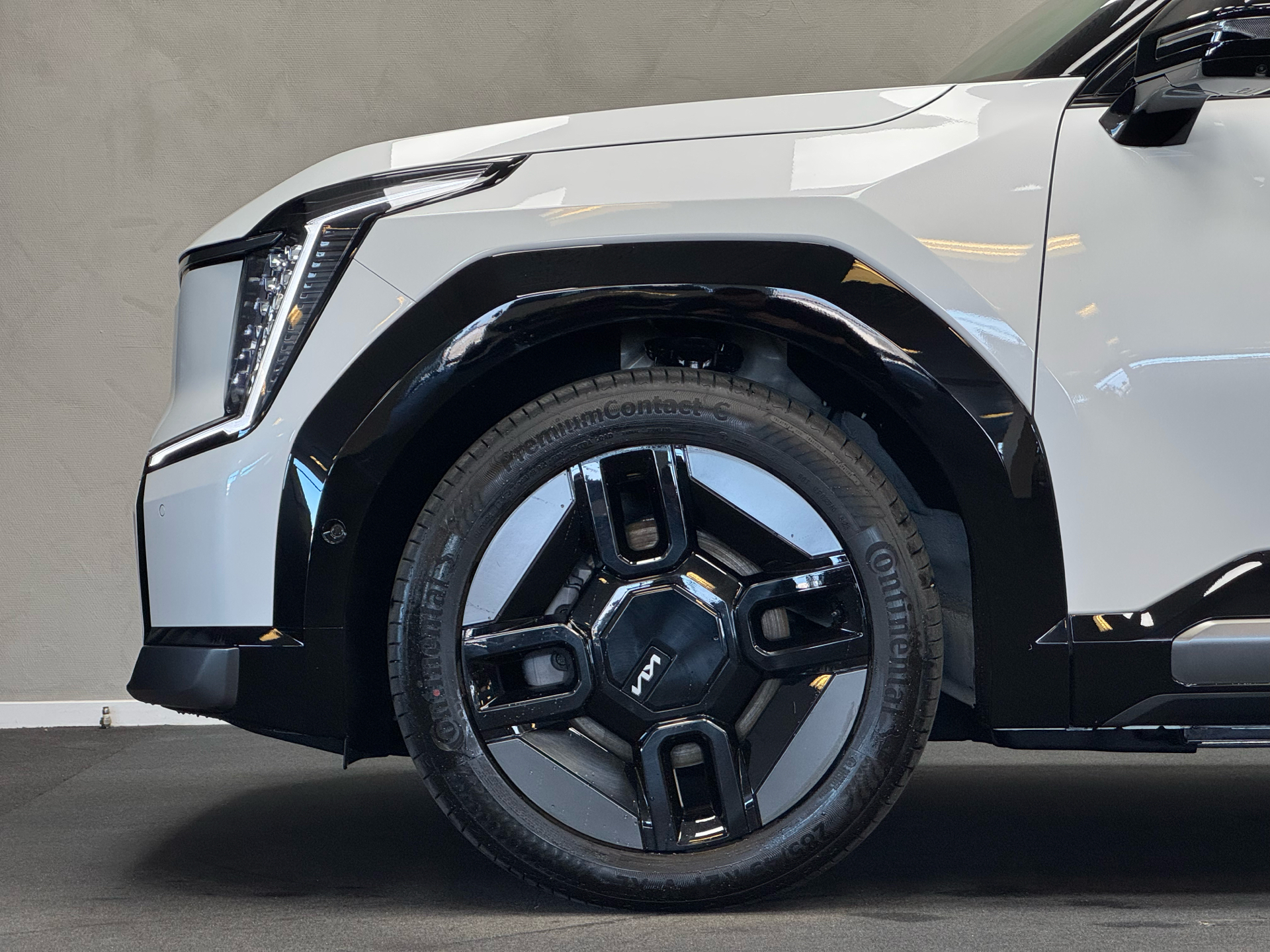 Hvid Kia EV9 fra 2024