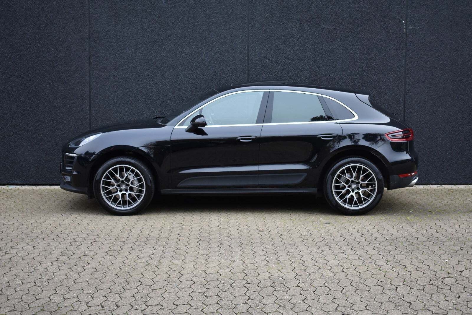 Porsche Macan S