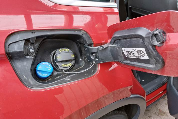 Rød VW Tiguan fra 2016