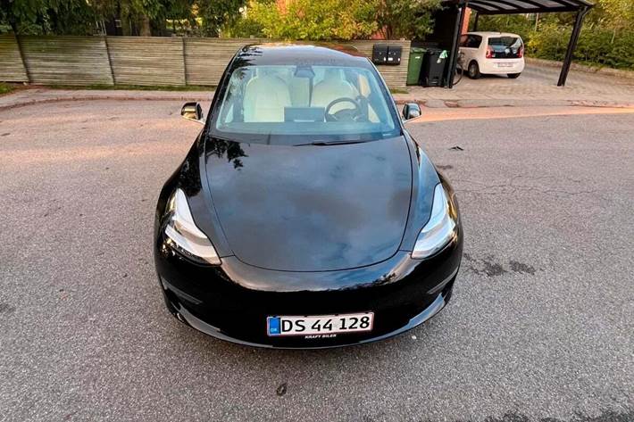 undefined Tesla Model 3 fra 2020