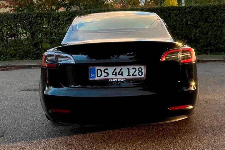 undefined Tesla Model 3 fra 2020