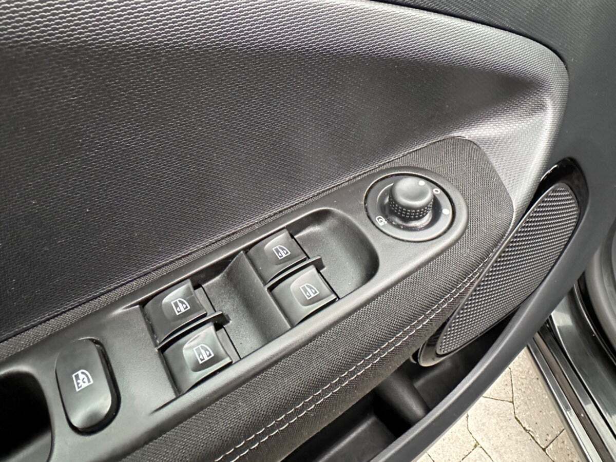 Sort Renault Zoe fra 2020