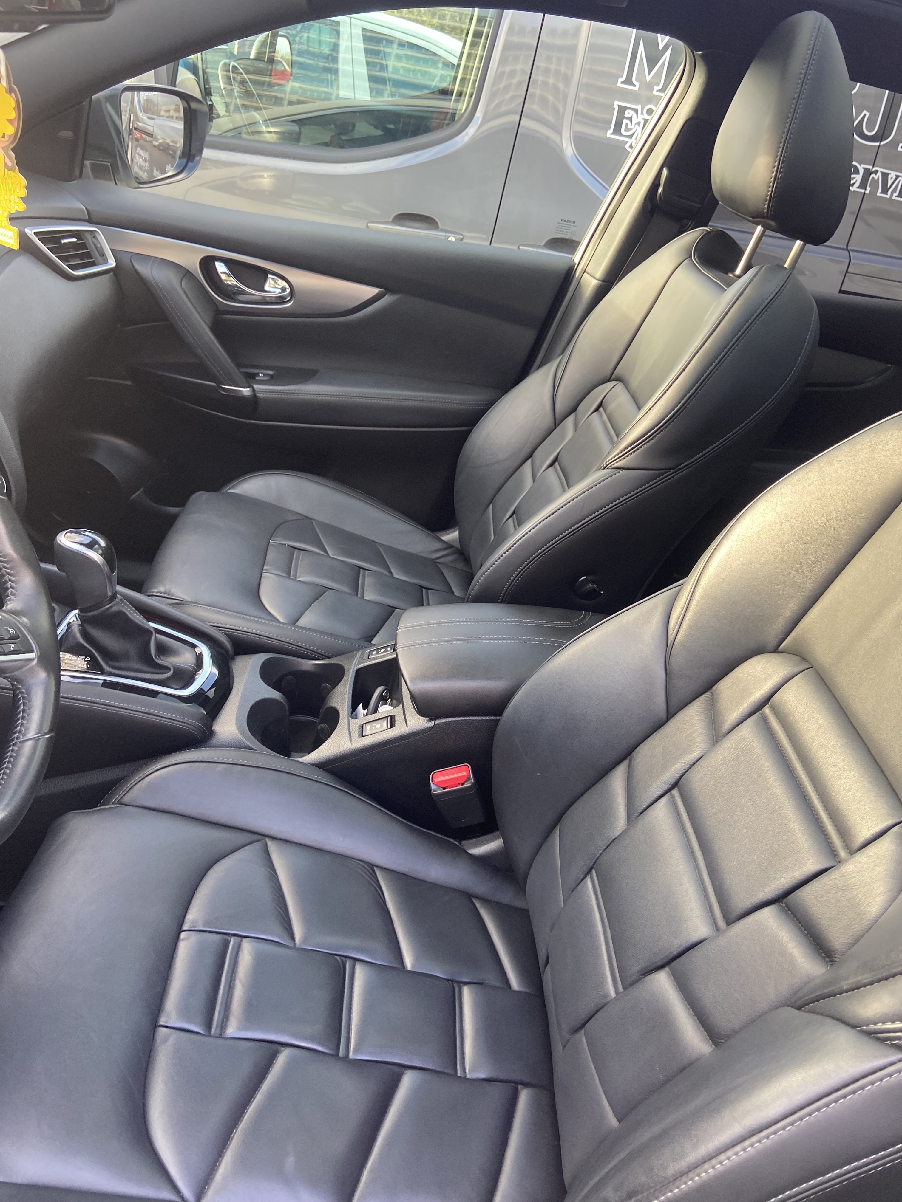 Hvid Nissan Qashqai fra 2019
