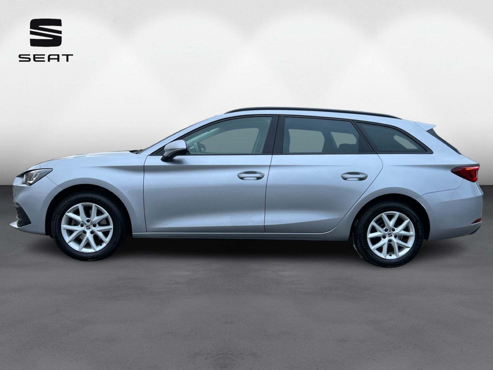 Sølv Seat Leon fra 2024