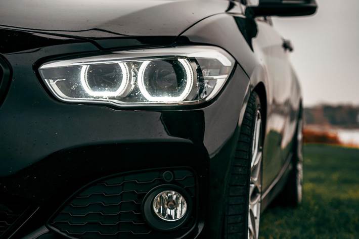 Sort BMW 1-Serie fra 2015