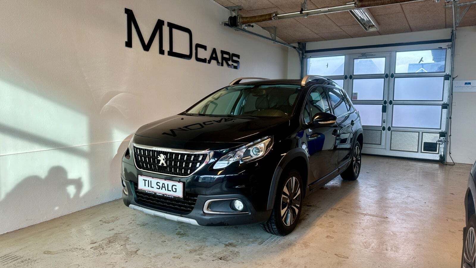 Sort Peugeot 2008 fra 2019