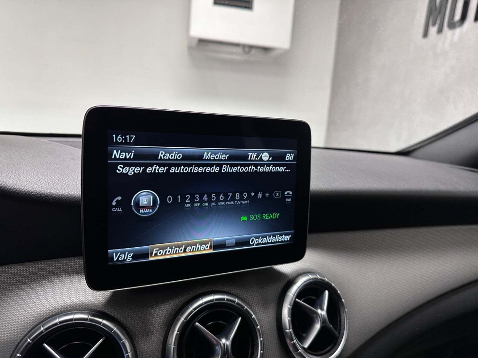 Mercedes CLA180