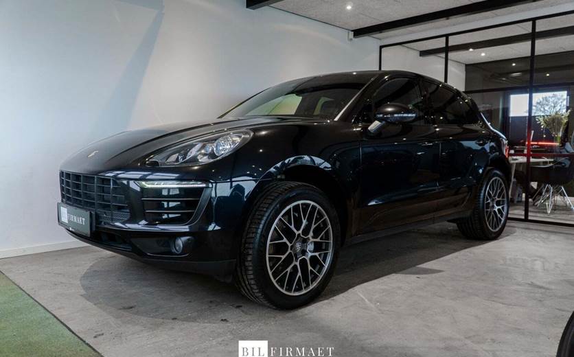 Porsche Macan S