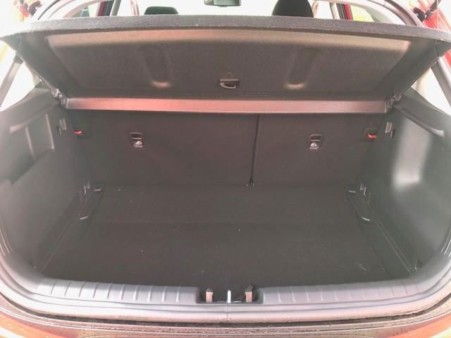 Rød Kia Stonic fra 2024