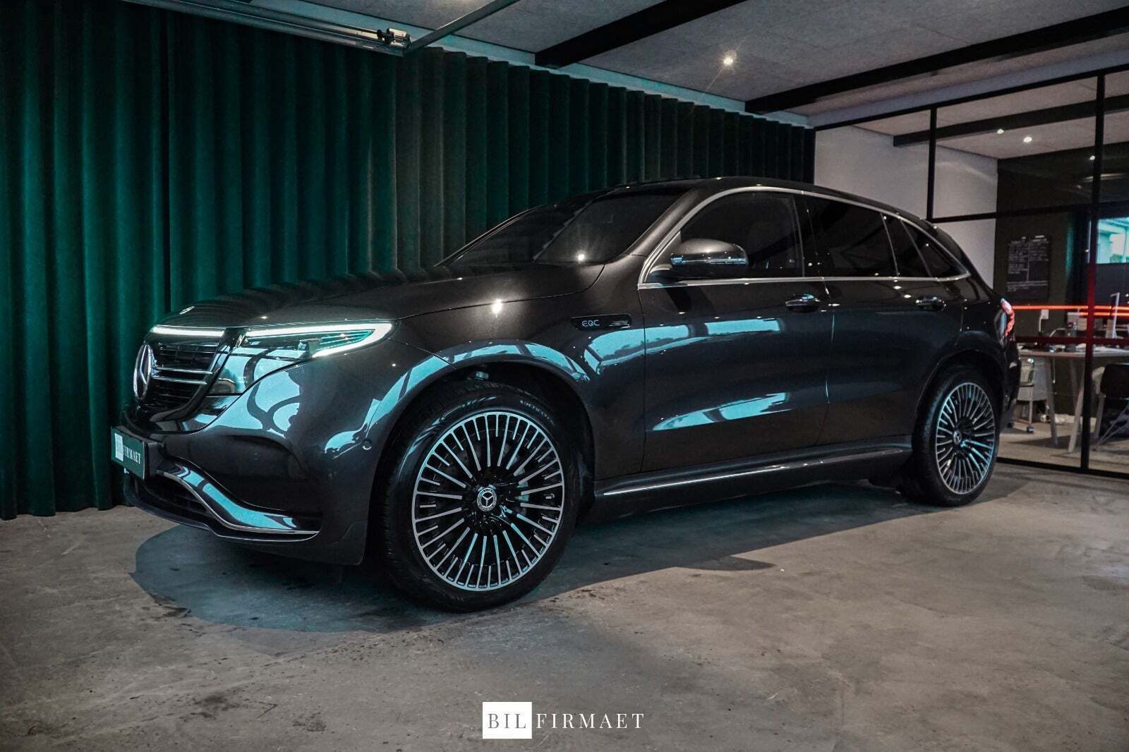 Mercedes EQC400