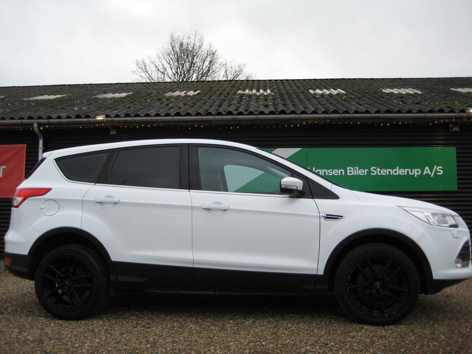 Hvid Ford Kuga fra 2015