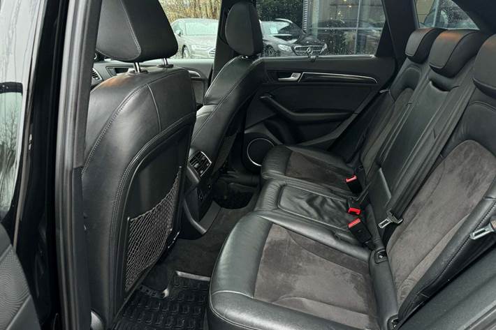 Sort Audi SQ5 fra 2016