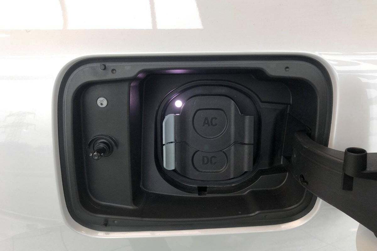 Hvid Mini Countryman E fra 2025