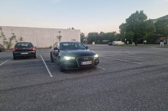 Sort Audi A6 fra 2016
