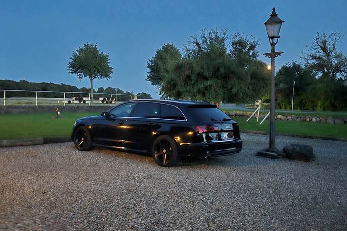 Sort Audi A6 fra 2016