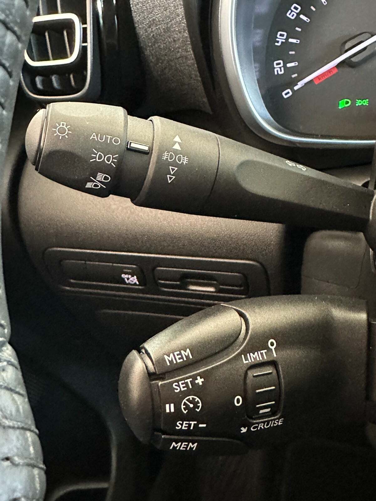 Blå Citroën C3 Aircross fra 2022