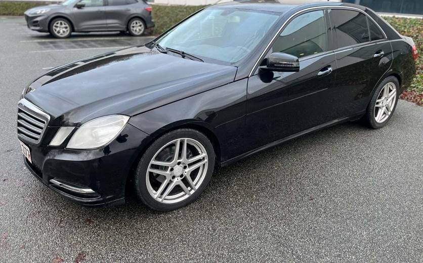 Mercedes E200