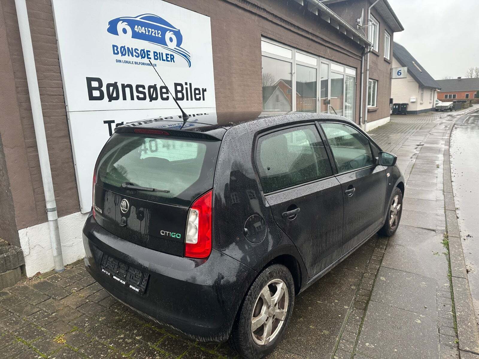 Sort Skoda Citigo fra 2013