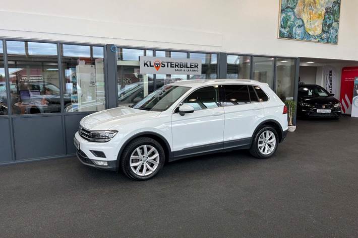 Hvid VW Tiguan fra 2017