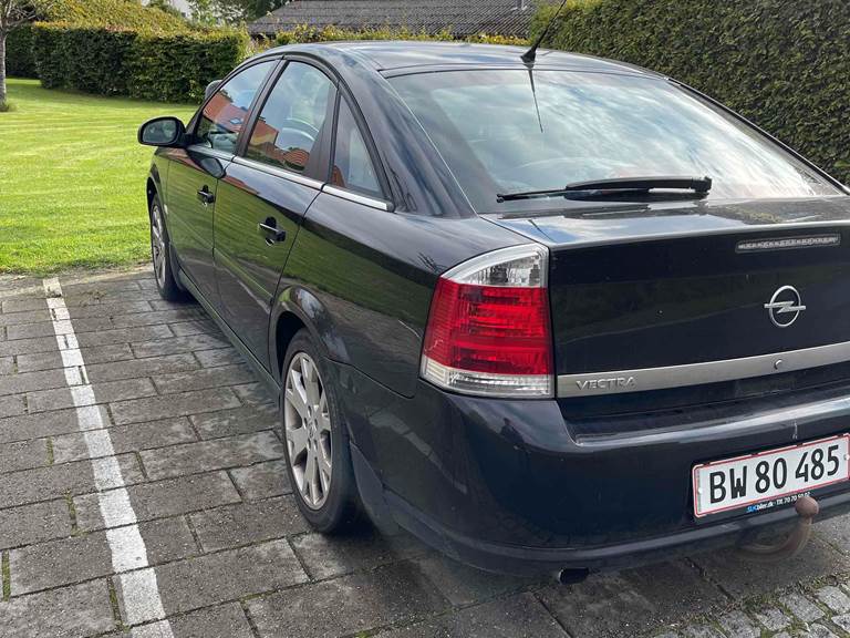 Opel Vectra 2,2 2,2 DIRECT AUT.