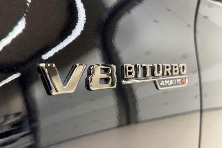 Sort Mercedes GLC63 fra 2020