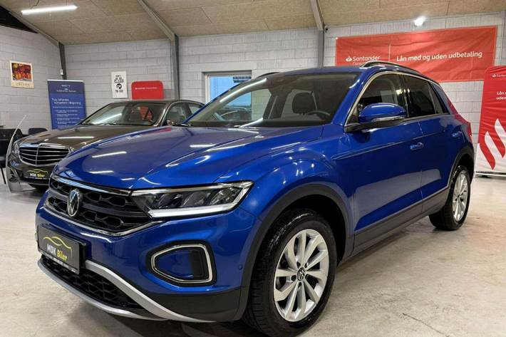 Blå VW T-Roc fra 2023