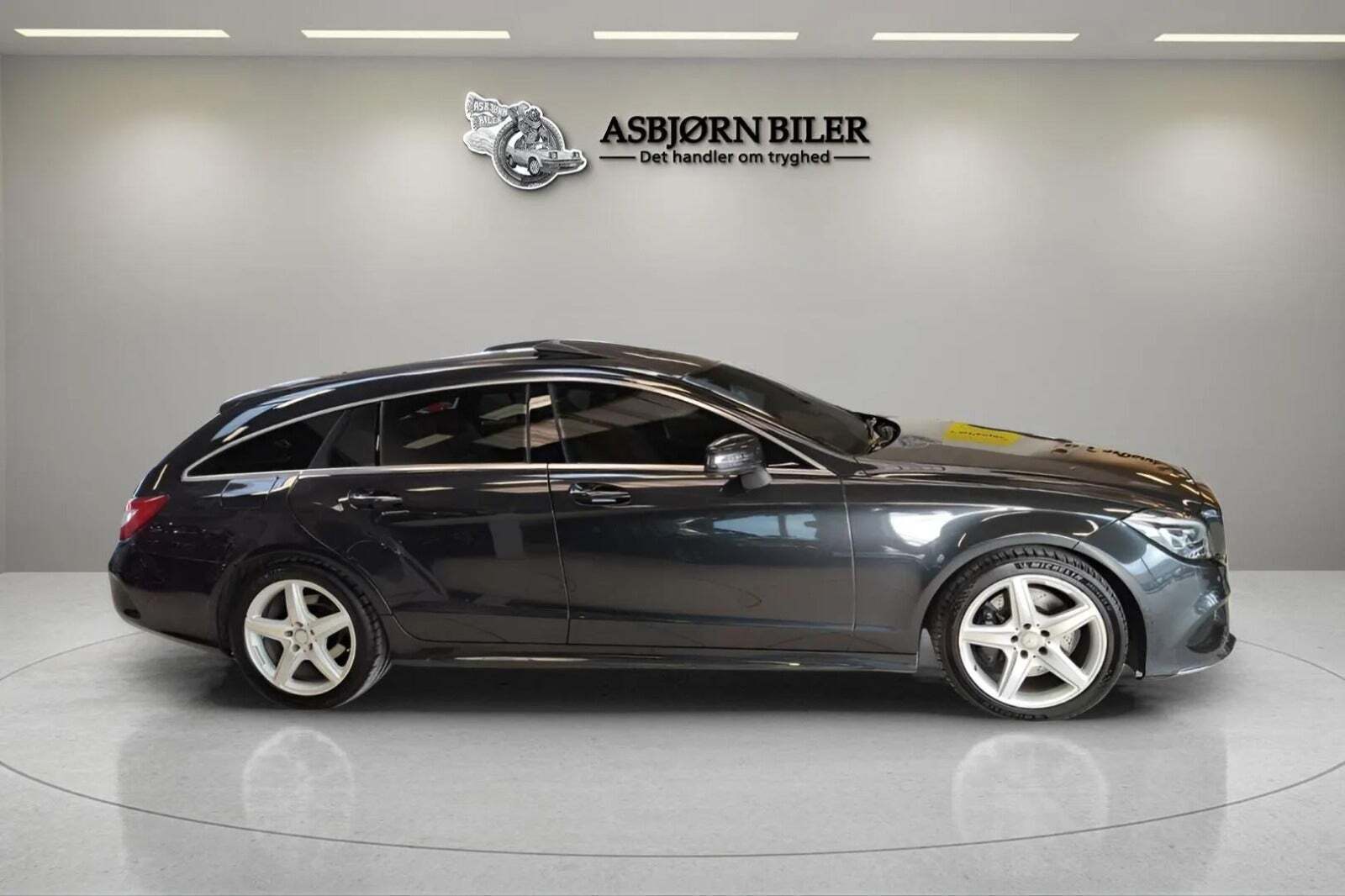 Sort Mercedes CLS350 d fra 2016