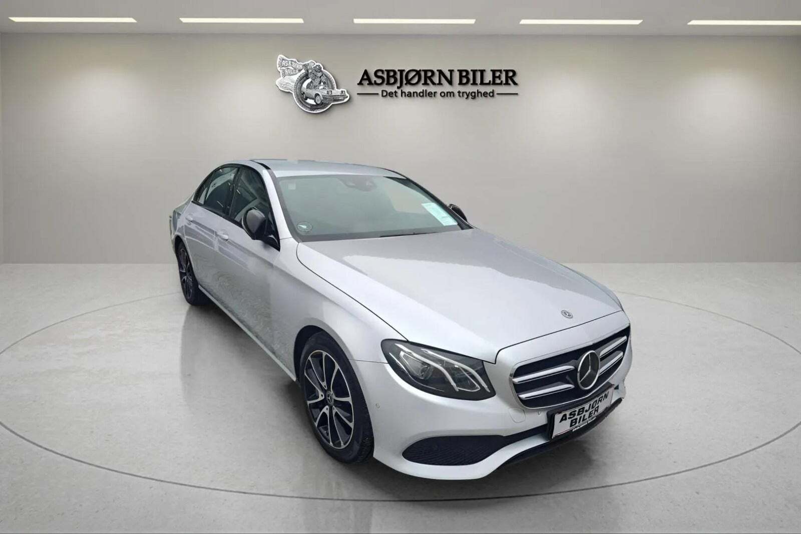 Mercedes E300 2,0 Avantgarde aut.