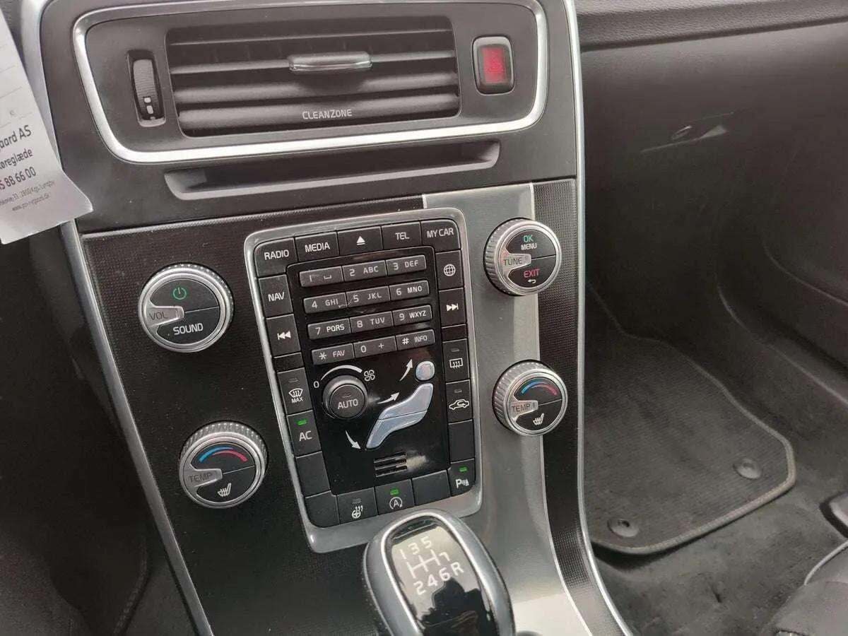 Sort Volvo S60 fra 2017