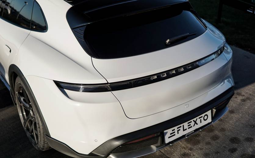 Porsche Taycan 4S