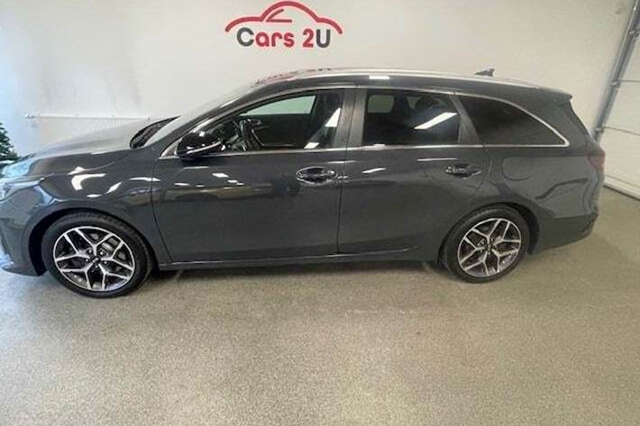 Grå Kia Ceed fra 2019