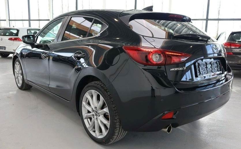 Mazda 3