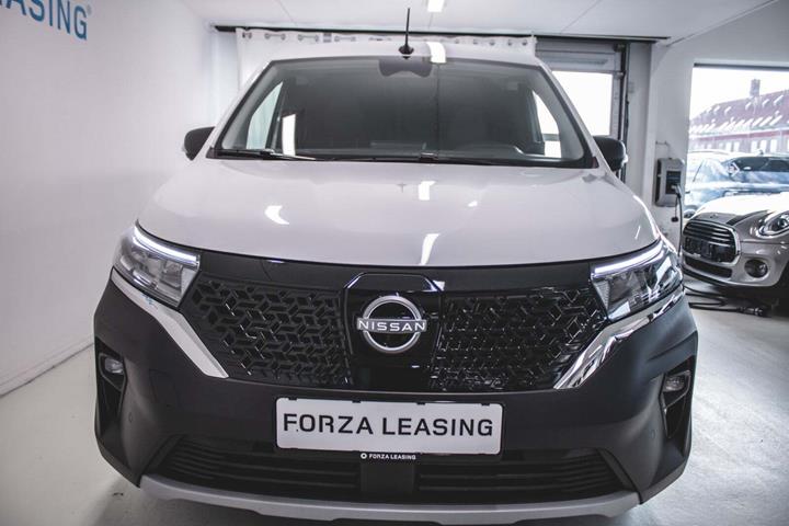 Hvid Nissan Townstar fra 2023