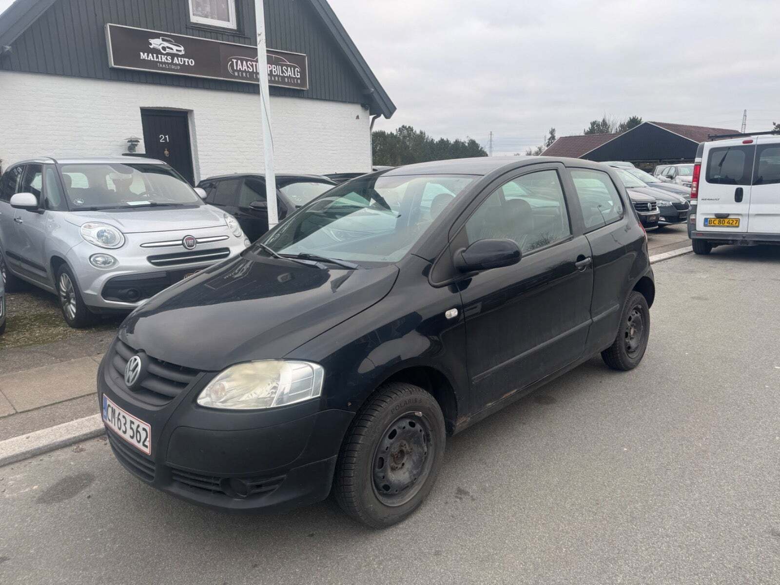 undefined VW Fox fra 2005 set udefra