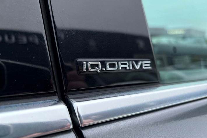 Sort VW Touran fra 2019