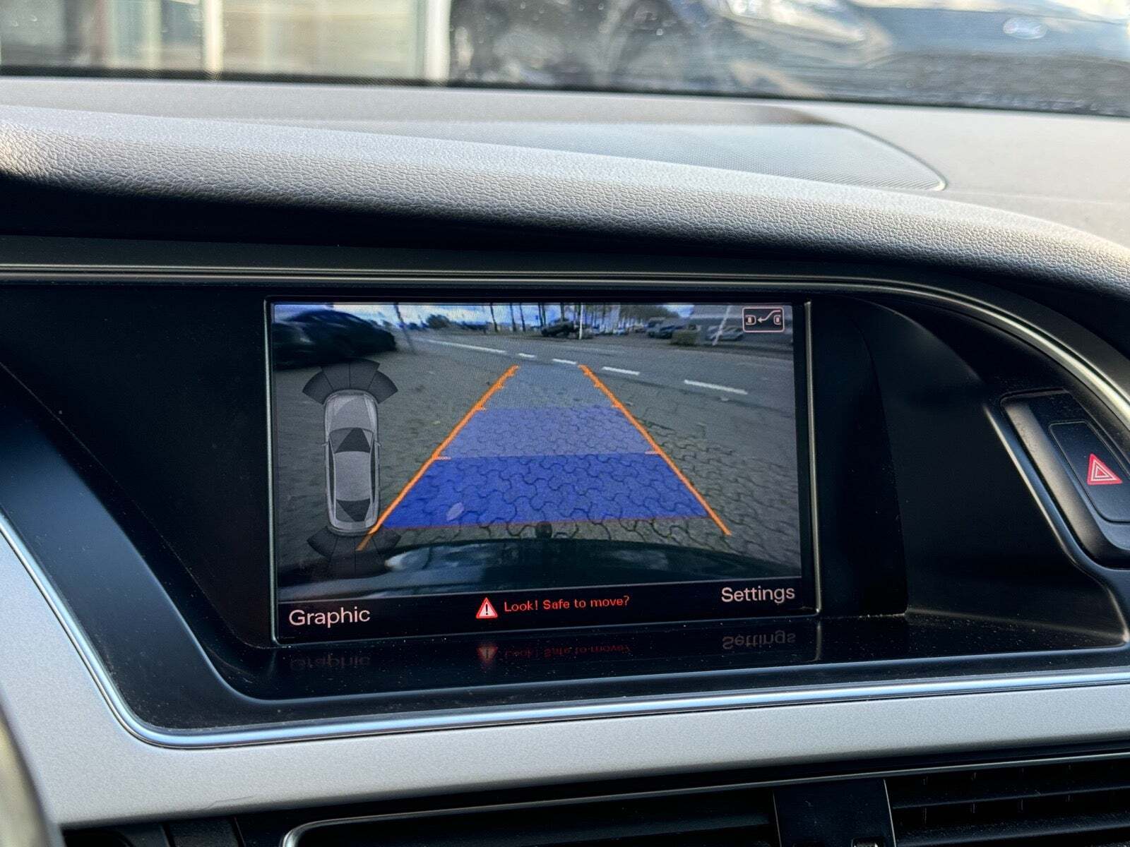 Blå Audi A5 fra 2016