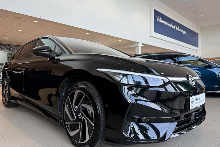 Sort VW ID.7 fra 2024