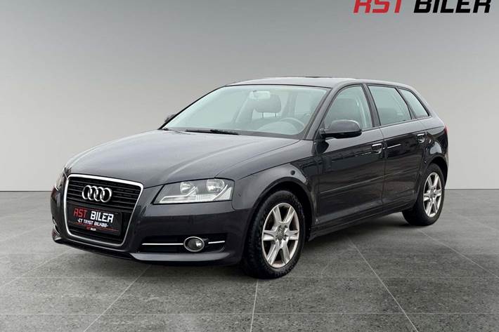 undefined Audi A3 fra 2011 set udefra