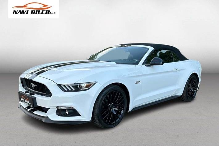 Hvid Ford Mustang fra 2016