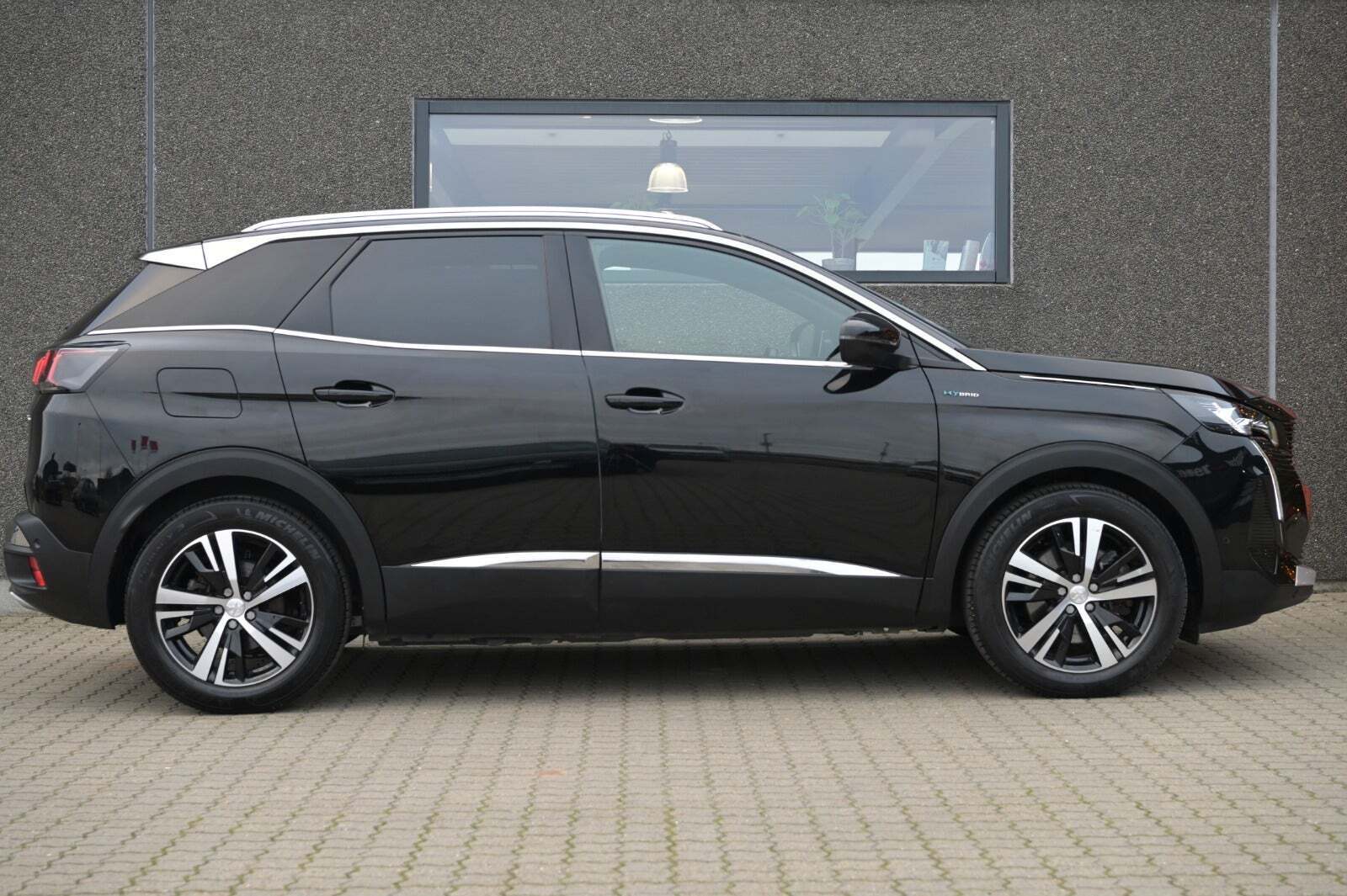 Sort Peugeot 3008 fra 2021
