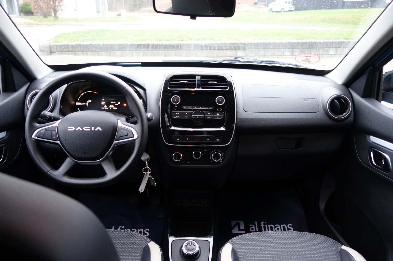 Blå Dacia Spring fra 2023