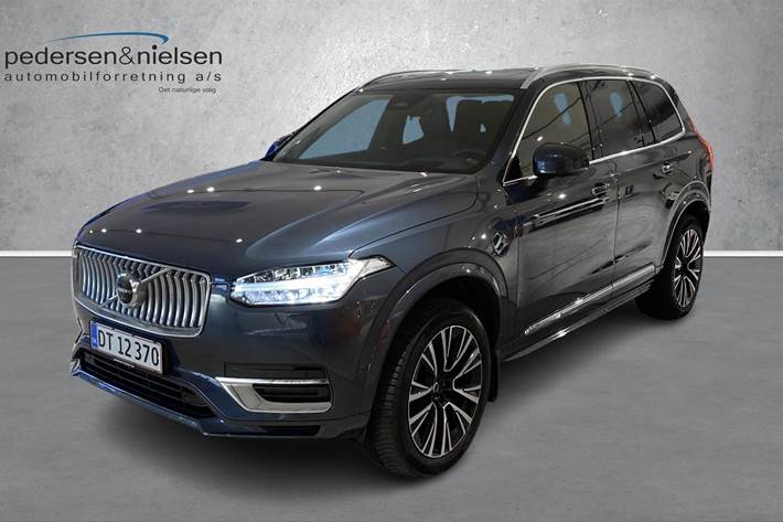 Blå Volvo XC90 fra 2023