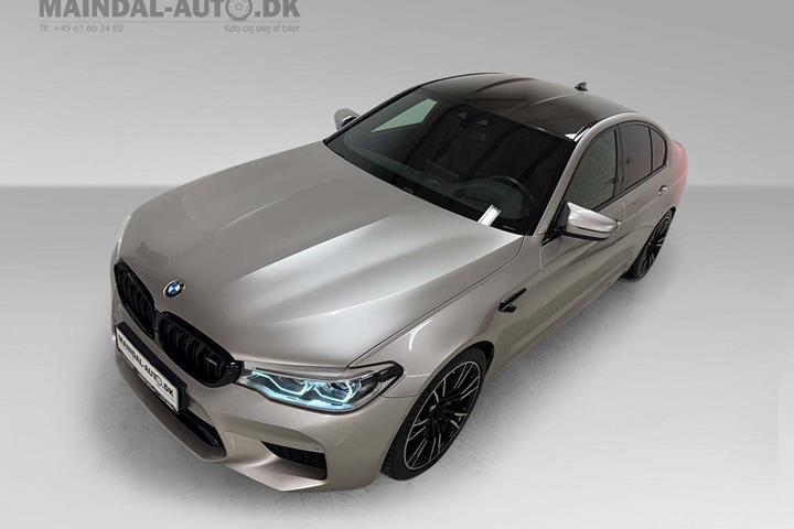 undefined BMW M5 fra 2018 set udefra
