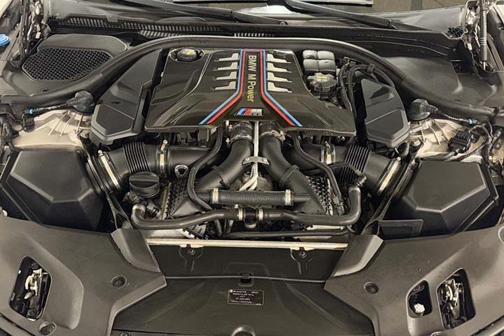 undefined BMW M5 fra 2018