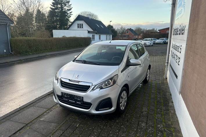 Sølv Peugeot 108 fra 2014