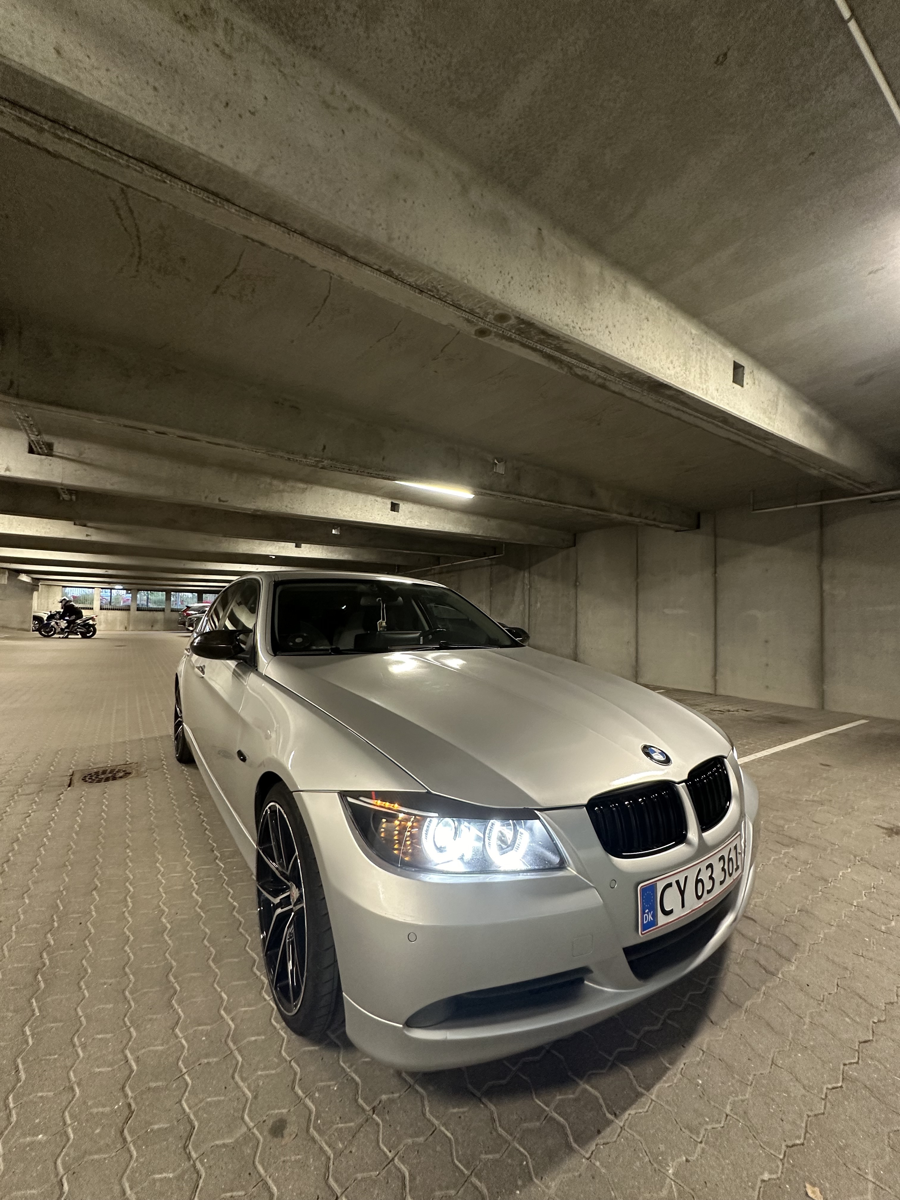 BMW 325 2,5 BENZIN