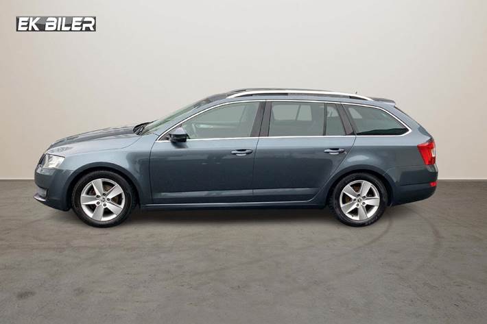 Grå Skoda Octavia fra 2016