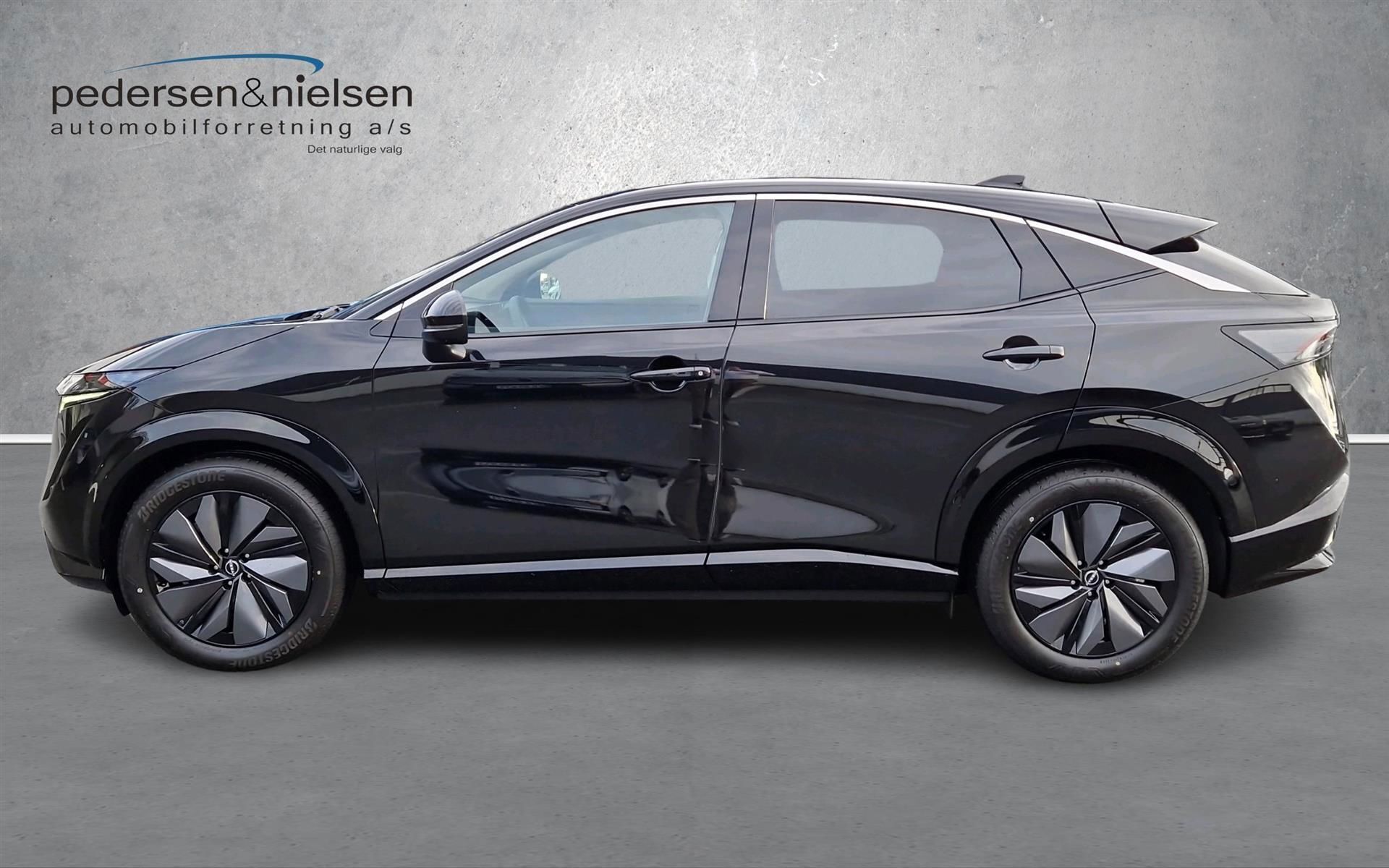 Sort Nissan Ariya fra 2024